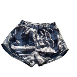 Nike Dri-Fit Camo Floral Pattern Gray Shorts